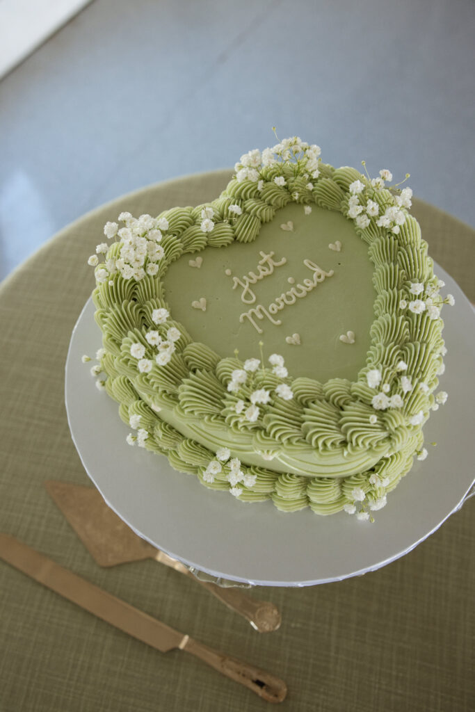 wedding cake